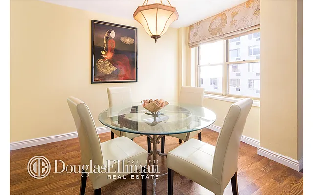 Sold by Douglas Elliman | media 14