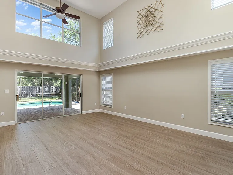3236 Helmsdale Ct — Photo 4