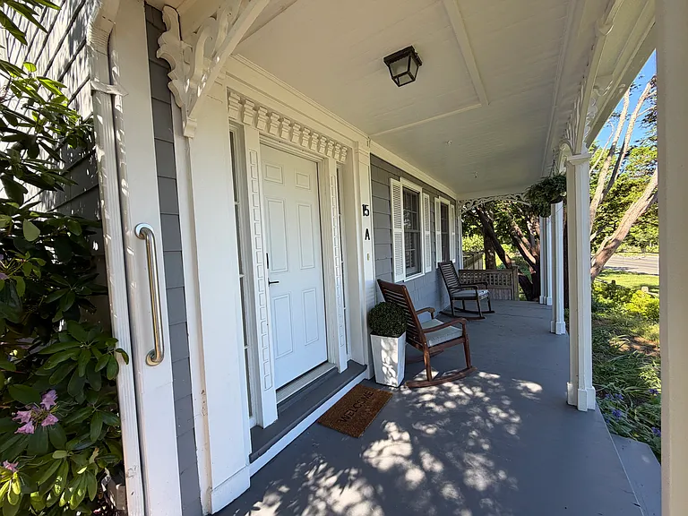 15 Amys Ct — Photo 2
