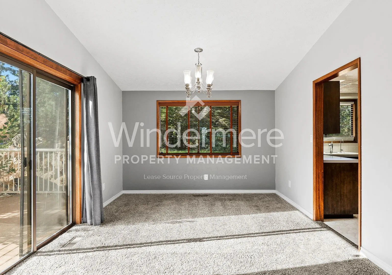 3+ Bedroom, 3 Bath Available in quiet Spokane Valley — Photo 4