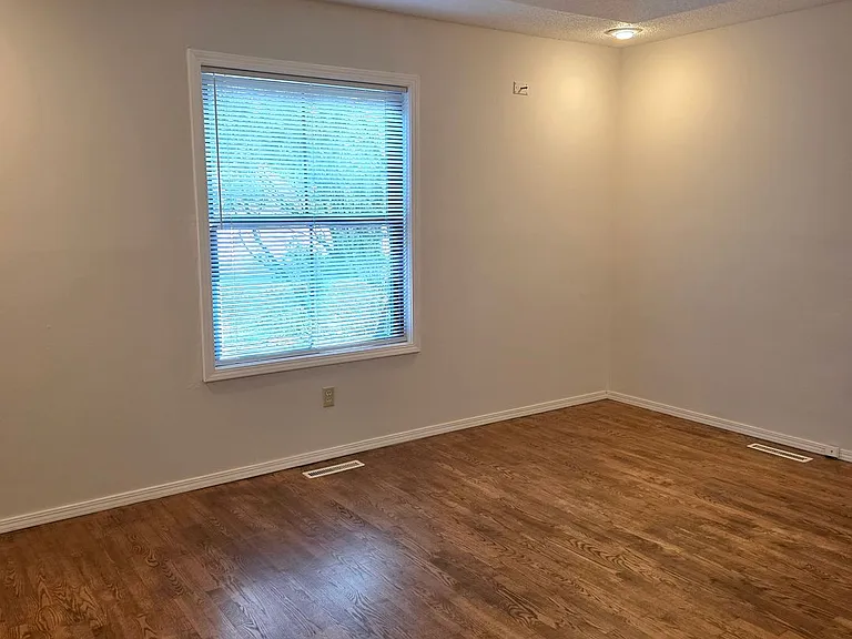1803 N Plaza Dr — Photo 7