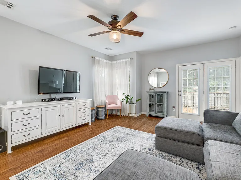 411 W Saint Elmo Rd #37 — Photo 9