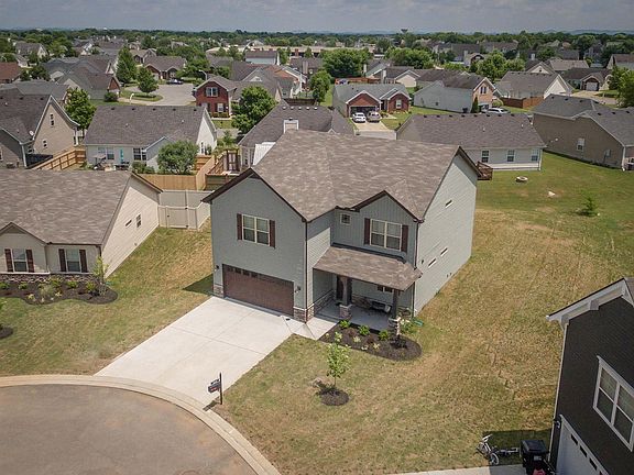3rd image of 1633 Ursuline Ln