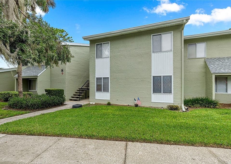 568 FAIRWAYS CIRCLE #A, Ocala, FL 34472 | MLS #OM729636 | Zillow