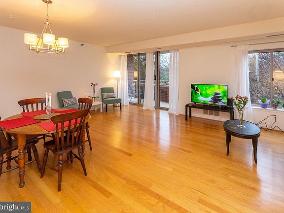 5th image of 5802 Nicholson Ln APT 2-L04