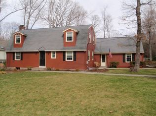 11 Greenwood Pkwy, Holden, MA 01520