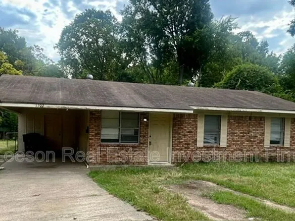 1102 Cloverdale Dr, Shreveport, LA 71118