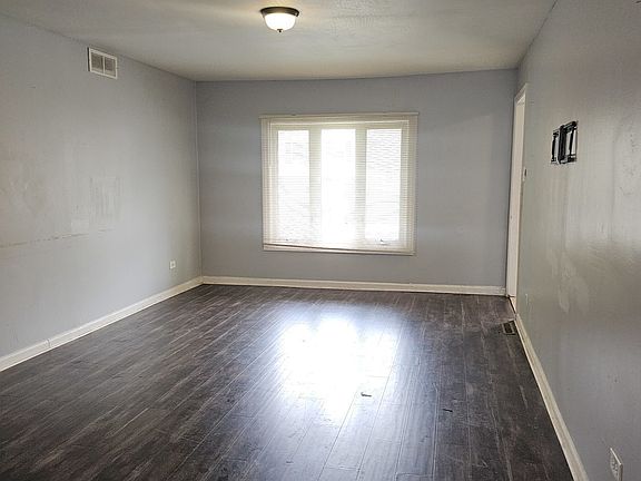 3rd image of 22148 E Churchill Dr
