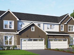 39 Canterbury Ln, Annville, PA 17003