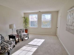 4437 36th St S APT B2, Arlington, VA 22206