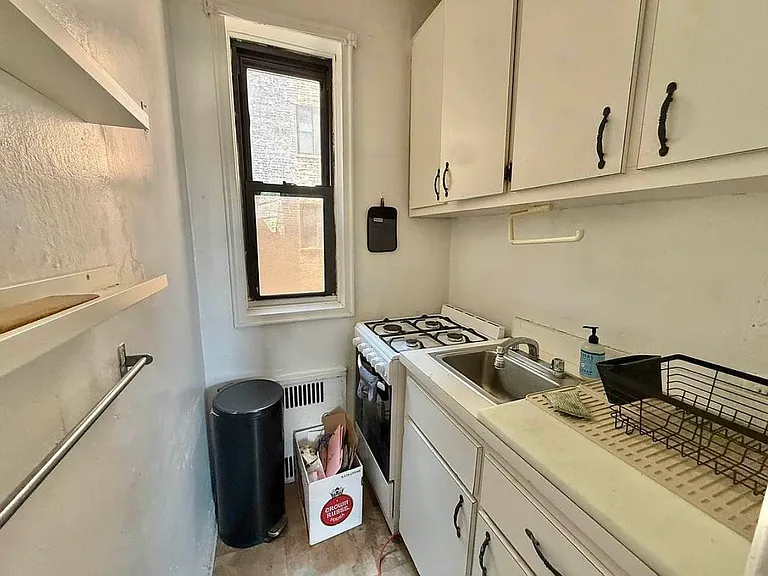 195 Underhill Ave #D — Photo 3
