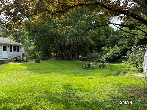 302 Berlin St — Photo 7