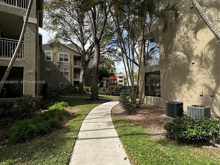 1825 Palm Cove Blvd #7-204 — Photo 9