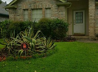 1335 Clear Valley Dr, Houston, TX 77014