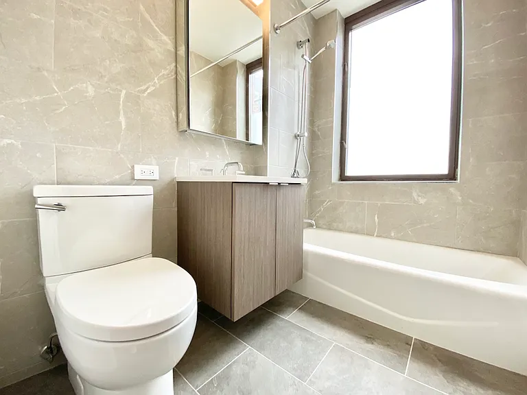 520 W 43rd St #34B — Photo 7
