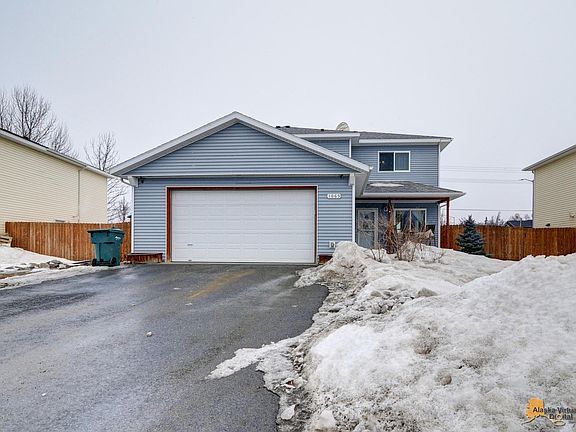 5th image of 1065 S Gurn Cir