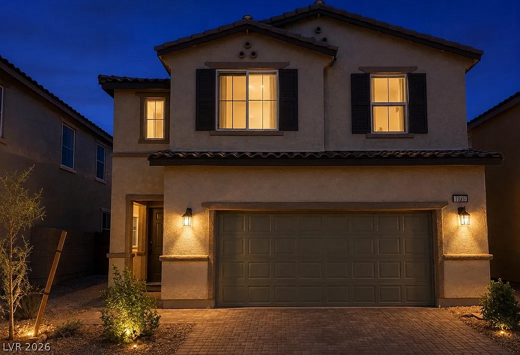 5 bed, 3.5 bath, 2893 sqft, $3,500 — Photo 2