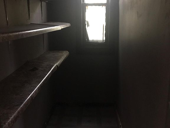 3rd image of 5258 S Hermitage Ave #1