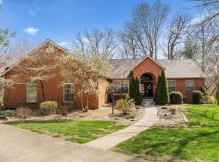 5713 Lake Briar Dr, Millstadt, IL 62260