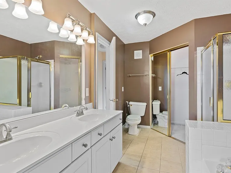 4188 E Village Dr — Photo 21