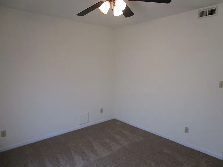 2404-2406 Calder Ct. — Photo 13