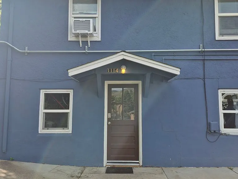 Walk to Clear Creek & School of Mines 2BR Garden Level with Utilities Included! — Photo 13
