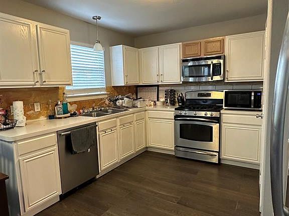 3rd image of 13939 Littleborne Birdwell Ln
