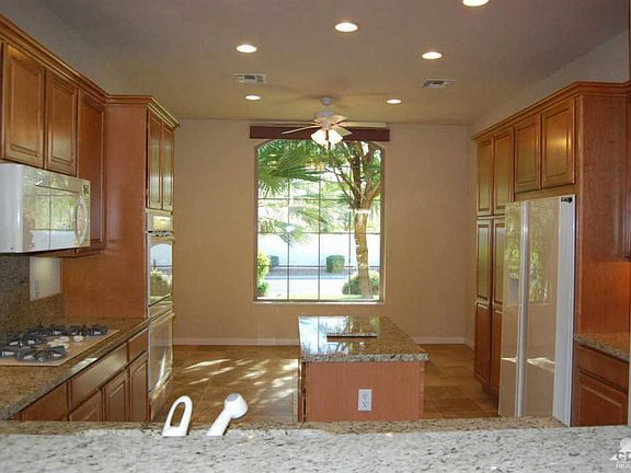 3rd image of 80120 Avenida Aliso Cyn