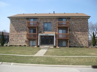 1100 Florence Dr APT A, Westmont, IL 60559