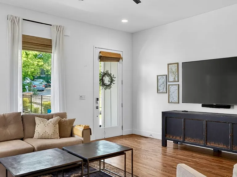 124B Fern Ave — Photo 5