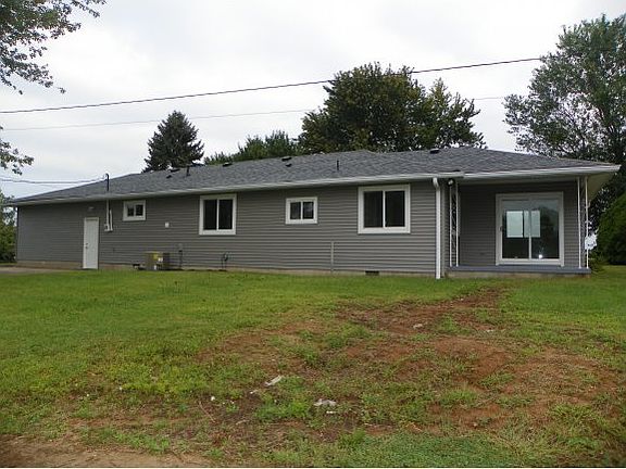 4th image of 1399 W County Road 300 S