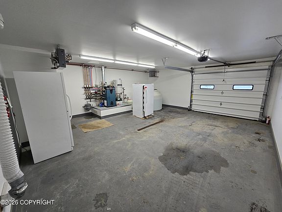4th image of 8442 Sanatu St