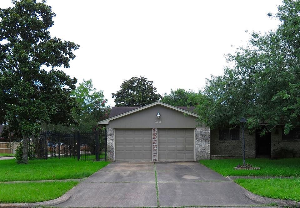 1st image of 5258 Bungalow Ln