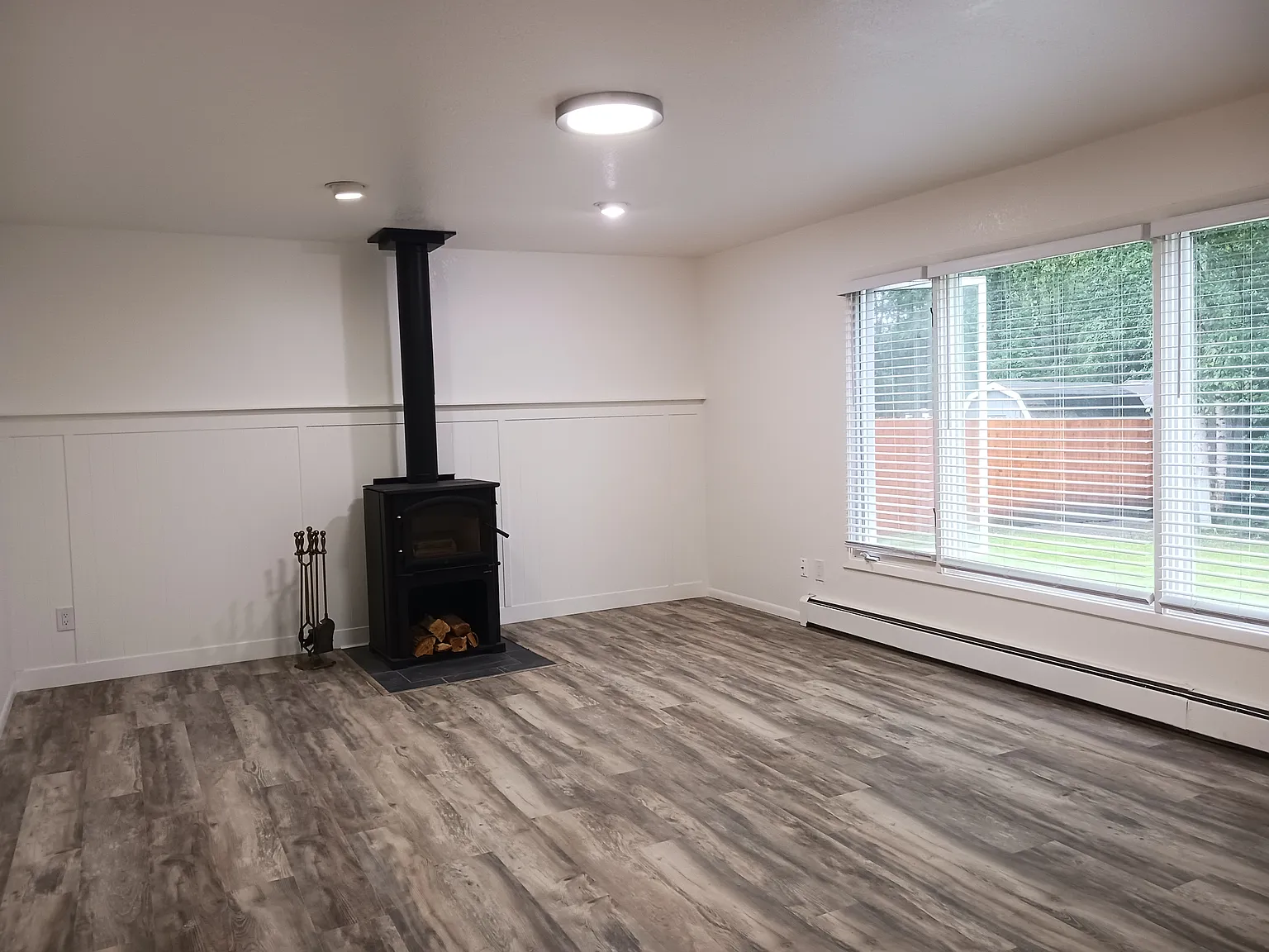 6 bed, 3029 sqft, $5,750 — Photo 3