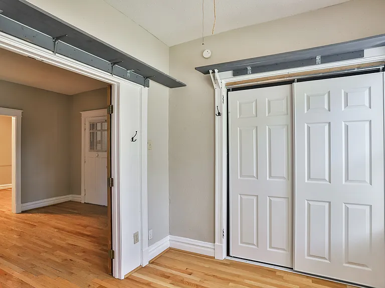 6651 Kingsbury Blvd #1W — Photo 8