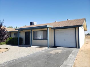 12729 Navajo Rd APT C, Apple Valley, CA 92308