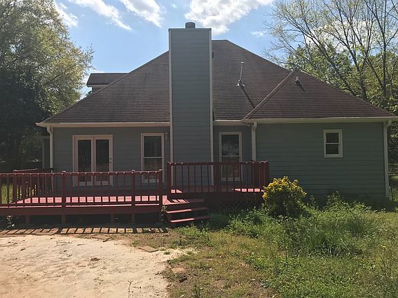 3rd image of 108 Crown Dr