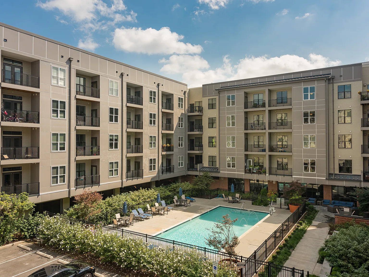 Harlan Flats — Photo 1