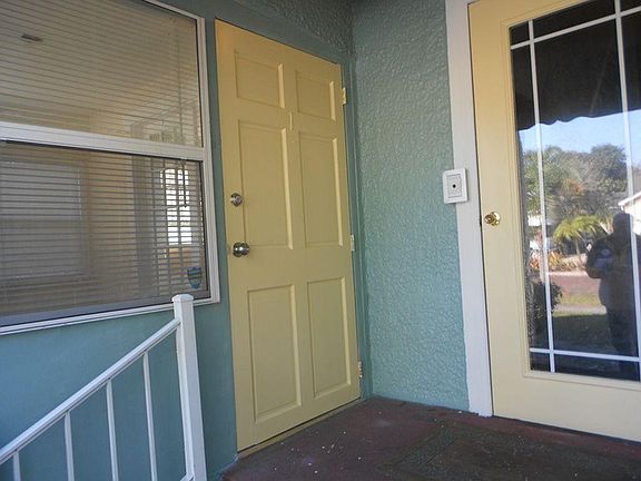 2nd image of 2420 Burlington Ave N APT 2
