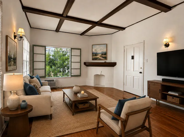 6125 Orange St APT 101, Los Angeles, CA 90048