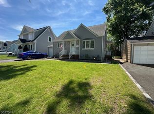 775 Pinewood Rd, Union, NJ 07083