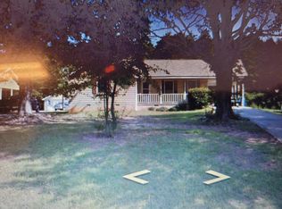 1155 E McIntosh Rd, Griffin, GA 30223