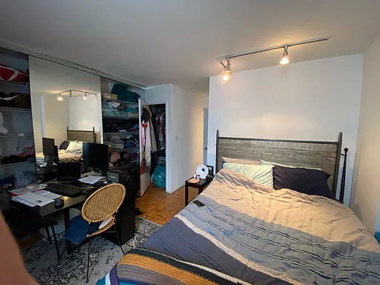 Rented by Metropolitan Property Group | media 5