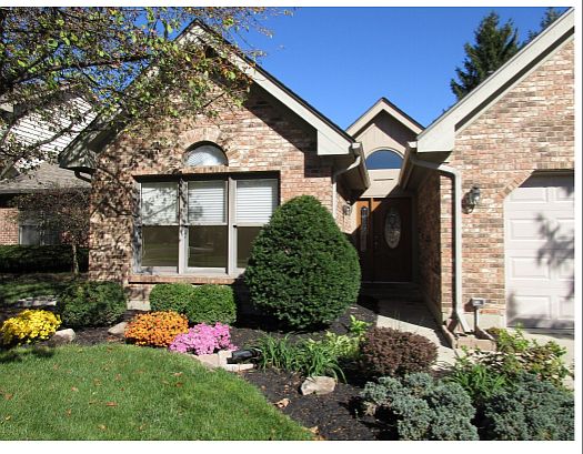 All brick detached condo!