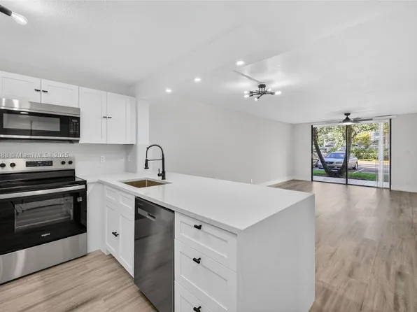 6190 Woodlands Blvd APT 106, Fort Lauderdale, FL 33319