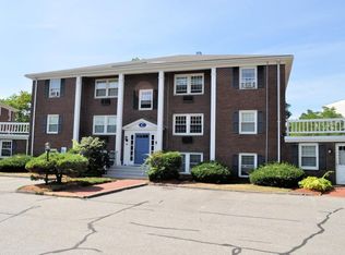 17 Sinai Cir APT C10, Chelmsford, MA 01824