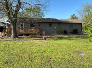 19560 Shed Church Rd, Marion, IL 62959