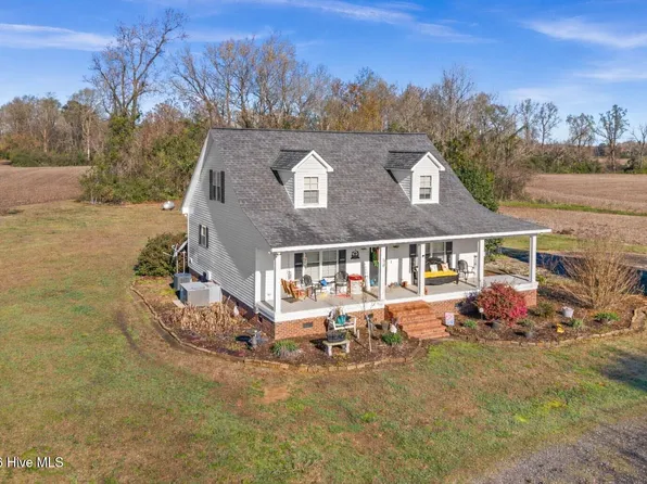 1074 Wellstown Road, Teachey, NC 28464