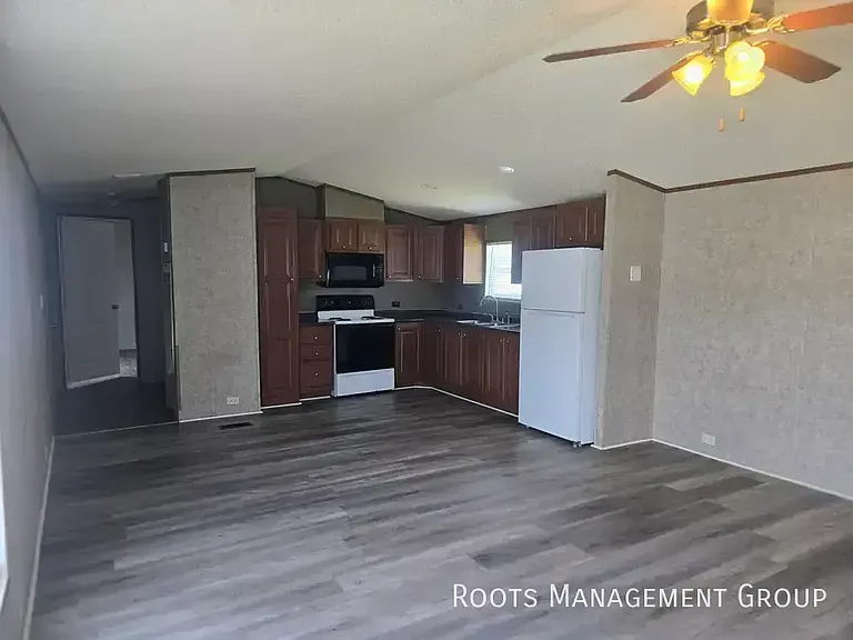 1313 Bending Birch Ln #218 — Photo 3