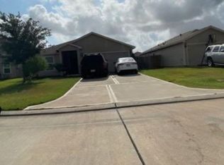 996 Lake View Cir W, Brookshire, TX 77423